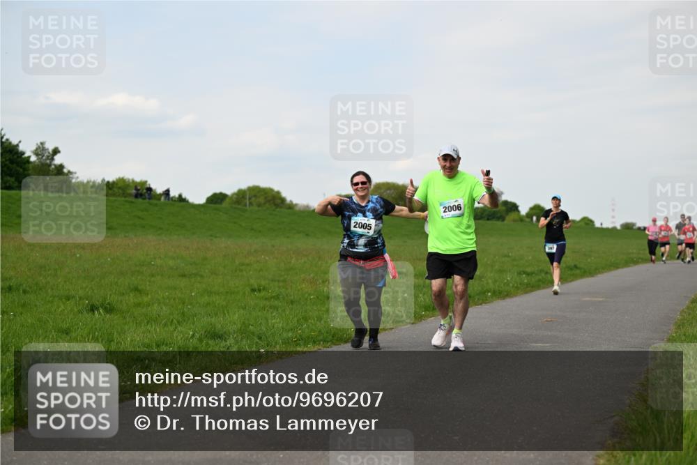 10.05.2026 - 8. Wedeler Halbmarathon Dr. Thomas Lammeyer http://msf.ph/oto/9696207 10.05.2026 11:23:46 Laufen 2005, 2006 meine-sportfotos.de