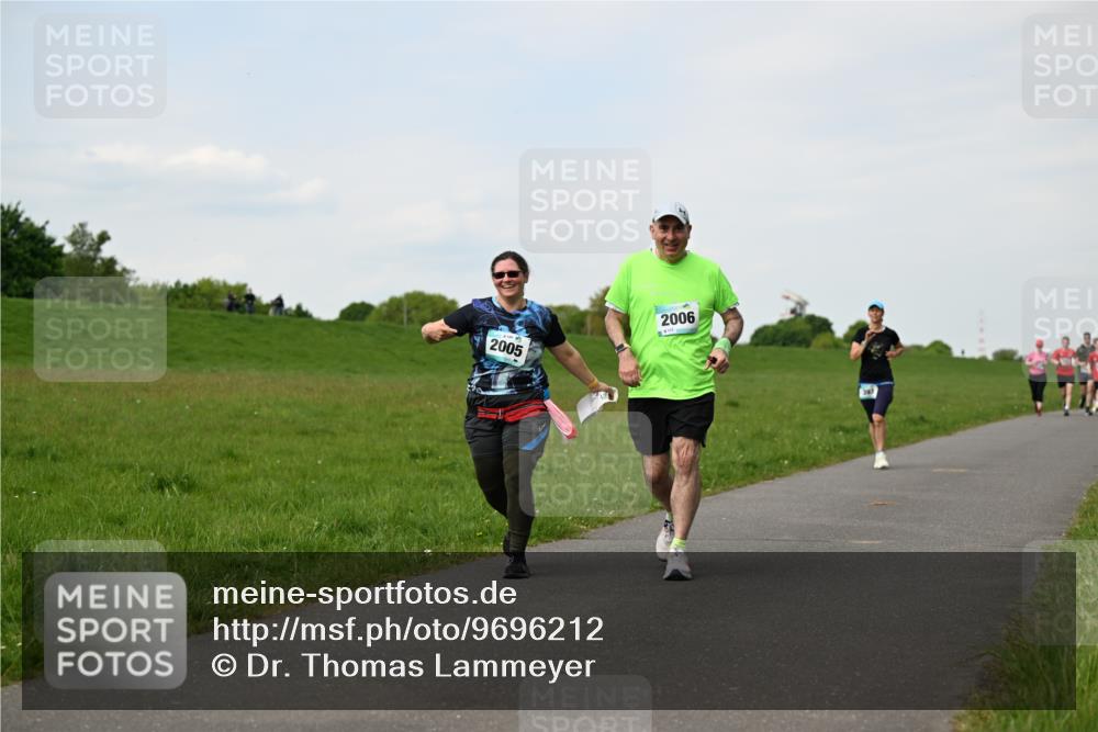 10.05.2026 - 8. Wedeler Halbmarathon Dr. Thomas Lammeyer http://msf.ph/oto/9696212 10.05.2026 11:23:46 Laufen 2005, 2006, 173 meine-sportfotos.de