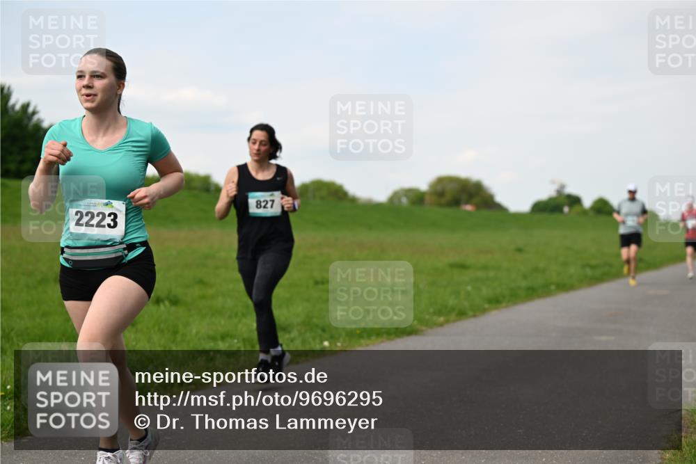 10.05.2026 - 8. Wedeler Halbmarathon Dr. Thomas Lammeyer http://msf.ph/oto/9696295 10.05.2026 11:24:08 Laufen 2223, 827 meine-sportfotos.de