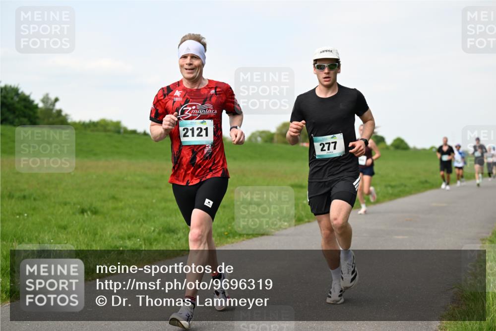 10.05.2026 - 8. Wedeler Halbmarathon Dr. Thomas Lammeyer http://msf.ph/oto/9696319 10.05.2026 11:24:14 Laufen 2121, 277 meine-sportfotos.de