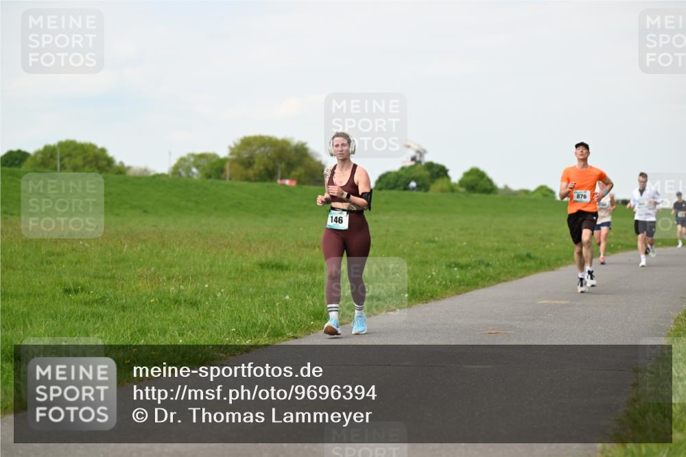 10.05.2026 - 8. Wedeler Halbmarathon Dr. Thomas Lammeyer http://msf.ph/oto/9696394 10.05.2026 11:24:37 Laufen 146, 876 meine-sportfotos.de