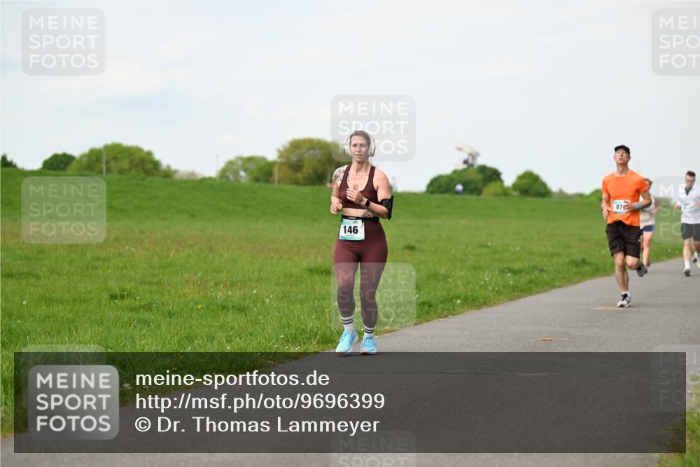 10.05.2026 - 8. Wedeler Halbmarathon Dr. Thomas Lammeyer http://msf.ph/oto/9696399 10.05.2026 11:24:38 Laufen 146 meine-sportfotos.de