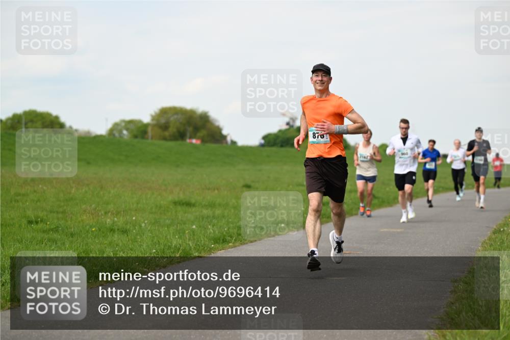 10.05.2026 - 8. Wedeler Halbmarathon Dr. Thomas Lammeyer http://msf.ph/oto/9696414 10.05.2026 11:24:41 Laufen 870, 7145 meine-sportfotos.de