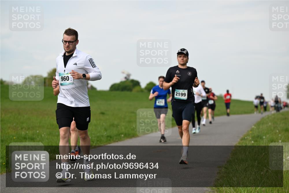 10.05.2026 - 8. Wedeler Halbmarathon Dr. Thomas Lammeyer http://msf.ph/oto/9696434 10.05.2026 11:24:46 Laufen 960, 471, 2199 meine-sportfotos.de
