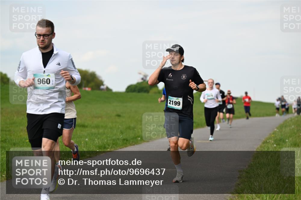 10.05.2026 - 8. Wedeler Halbmarathon Dr. Thomas Lammeyer http://msf.ph/oto/9696437 10.05.2026 11:24:46 Laufen 960, 2199 meine-sportfotos.de