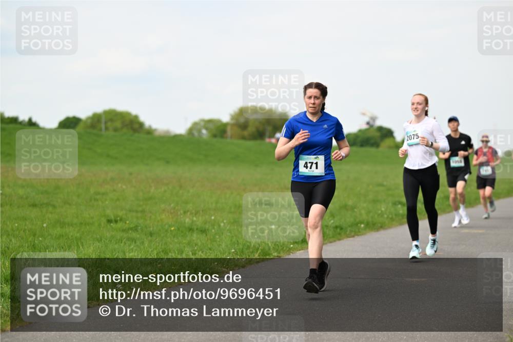 10.05.2026 - 8. Wedeler Halbmarathon Dr. Thomas Lammeyer http://msf.ph/oto/9696451 10.05.2026 11:24:48 Laufen 471, 2075 meine-sportfotos.de