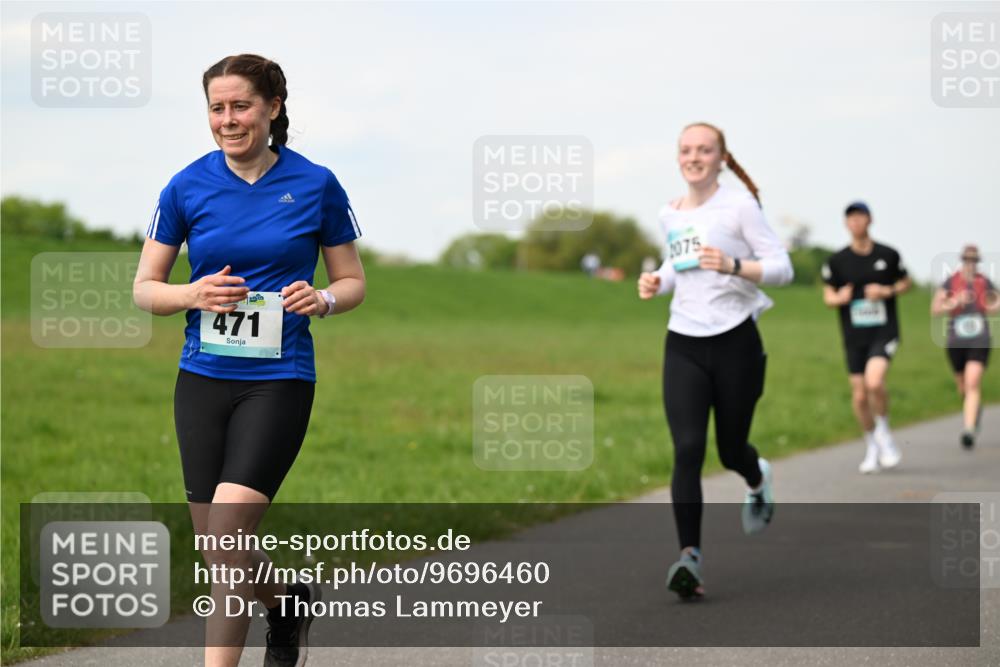 10.05.2026 - 8. Wedeler Halbmarathon Dr. Thomas Lammeyer http://msf.ph/oto/9696460 10.05.2026 11:24:50 Laufen 471, 2075 meine-sportfotos.de