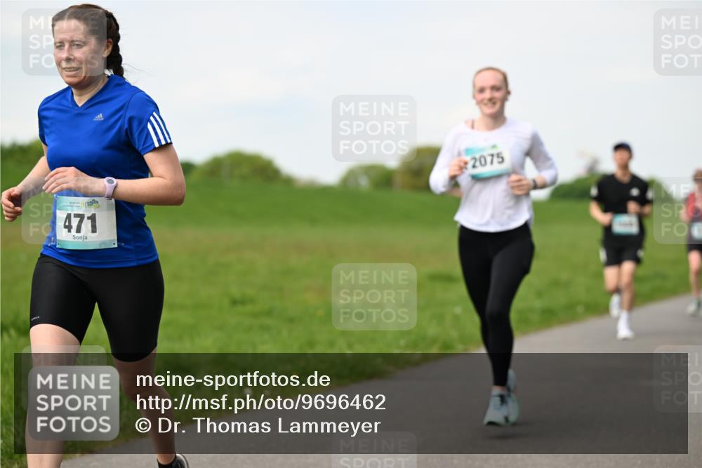 10.05.2026 - 8. Wedeler Halbmarathon Dr. Thomas Lammeyer http://msf.ph/oto/9696462 10.05.2026 11:24:50 Laufen 471, 2075 meine-sportfotos.de