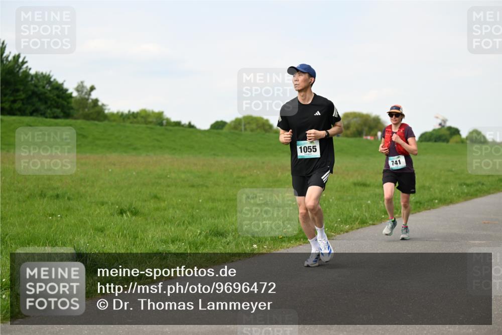 10.05.2026 - 8. Wedeler Halbmarathon Dr. Thomas Lammeyer http://msf.ph/oto/9696472 10.05.2026 11:24:53 Laufen 1055, 741 meine-sportfotos.de