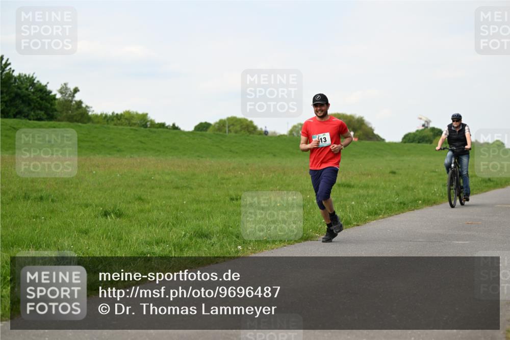 10.05.2026 - 8. Wedeler Halbmarathon Dr. Thomas Lammeyer http://msf.ph/oto/9696487 10.05.2026 11:24:58 Laufen  meine-sportfotos.de