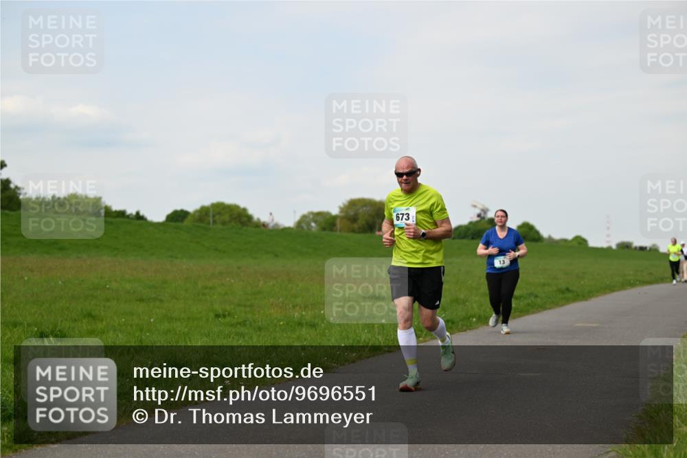 10.05.2026 - 8. Wedeler Halbmarathon Dr. Thomas Lammeyer http://msf.ph/oto/9696551 10.05.2026 11:25:24 Laufen 673 meine-sportfotos.de