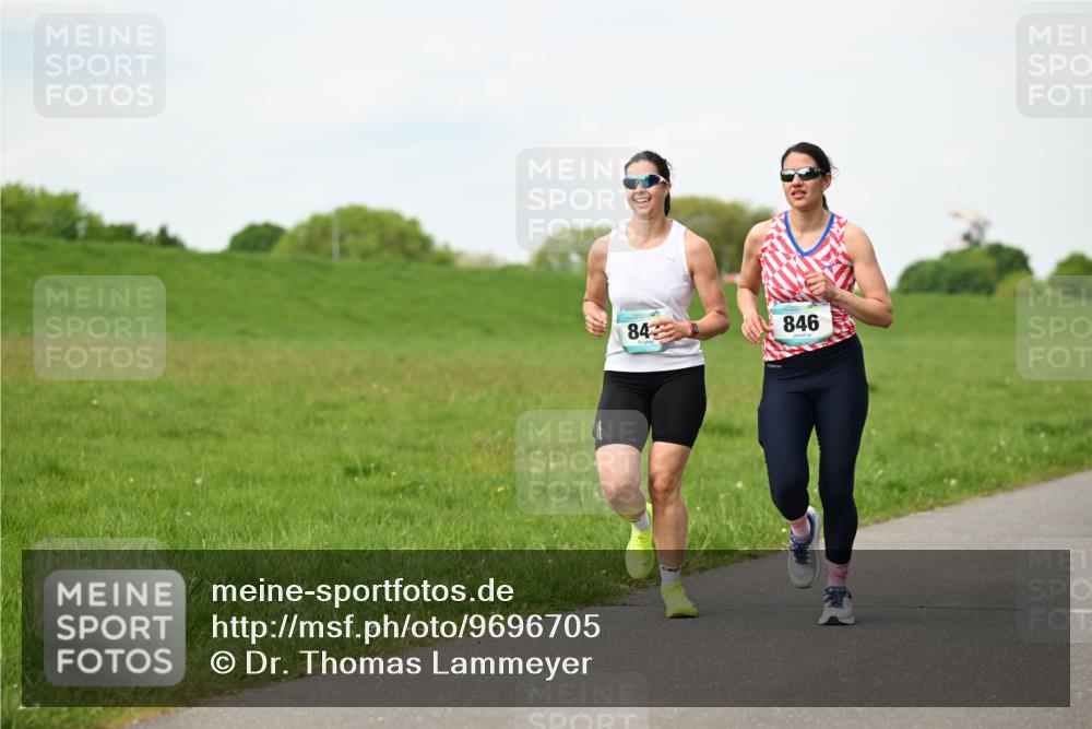 10.05.2026 - 8. Wedeler Halbmarathon Dr. Thomas Lammeyer http://msf.ph/oto/9696705 10.05.2026 11:26:06 Laufen 846 meine-sportfotos.de