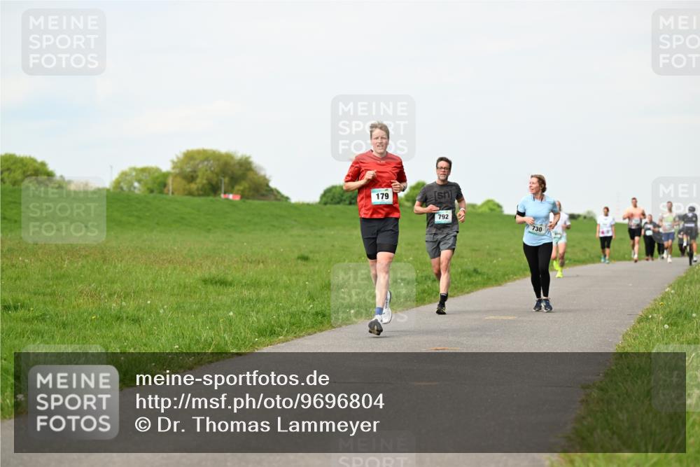 10.05.2026 - 8. Wedeler Halbmarathon Dr. Thomas Lammeyer http://msf.ph/oto/9696804 10.05.2026 11:26:45 Laufen 179, 792, 730 meine-sportfotos.de