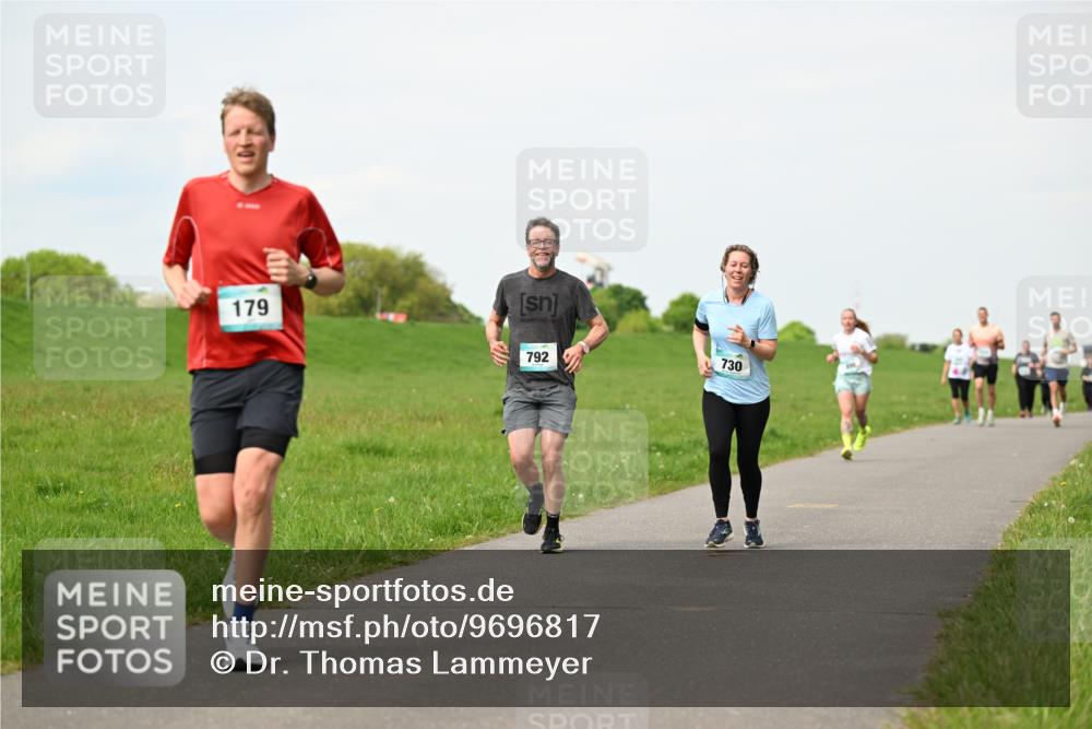10.05.2026 - 8. Wedeler Halbmarathon Dr. Thomas Lammeyer http://msf.ph/oto/9696817 10.05.2026 11:26:48 Laufen 179, 792, 730 meine-sportfotos.de