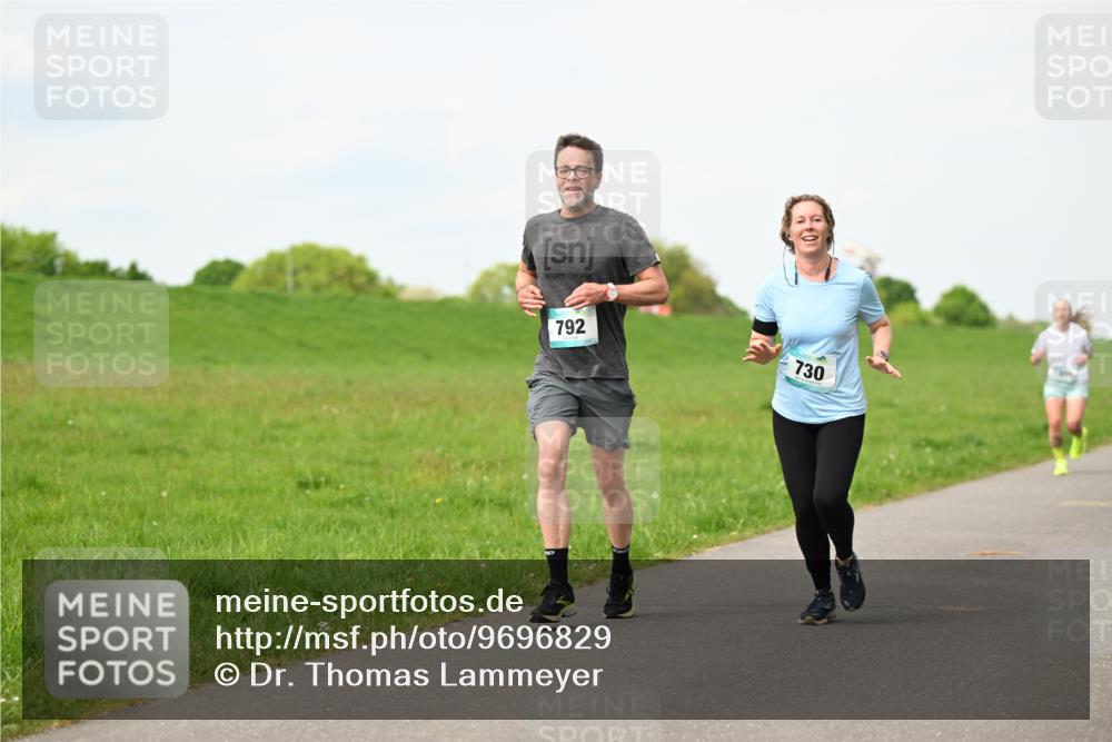 10.05.2026 - 8. Wedeler Halbmarathon Dr. Thomas Lammeyer http://msf.ph/oto/9696829 10.05.2026 11:26:49 Laufen 792, 730 meine-sportfotos.de