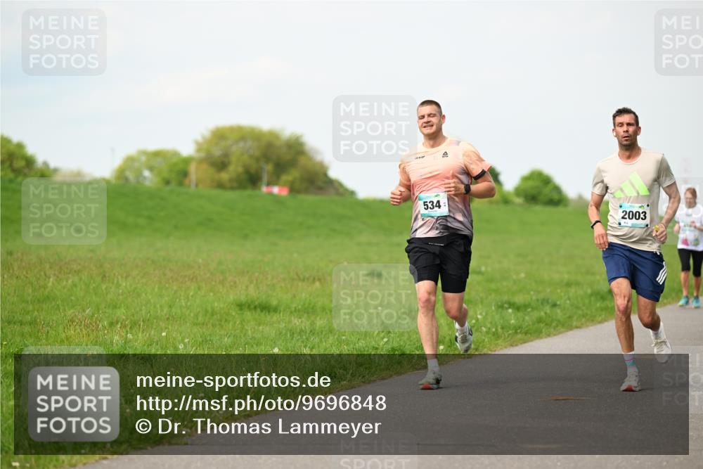 10.05.2026 - 8. Wedeler Halbmarathon Dr. Thomas Lammeyer http://msf.ph/oto/9696848 10.05.2026 11:26:56 Laufen 534, 2003 meine-sportfotos.de