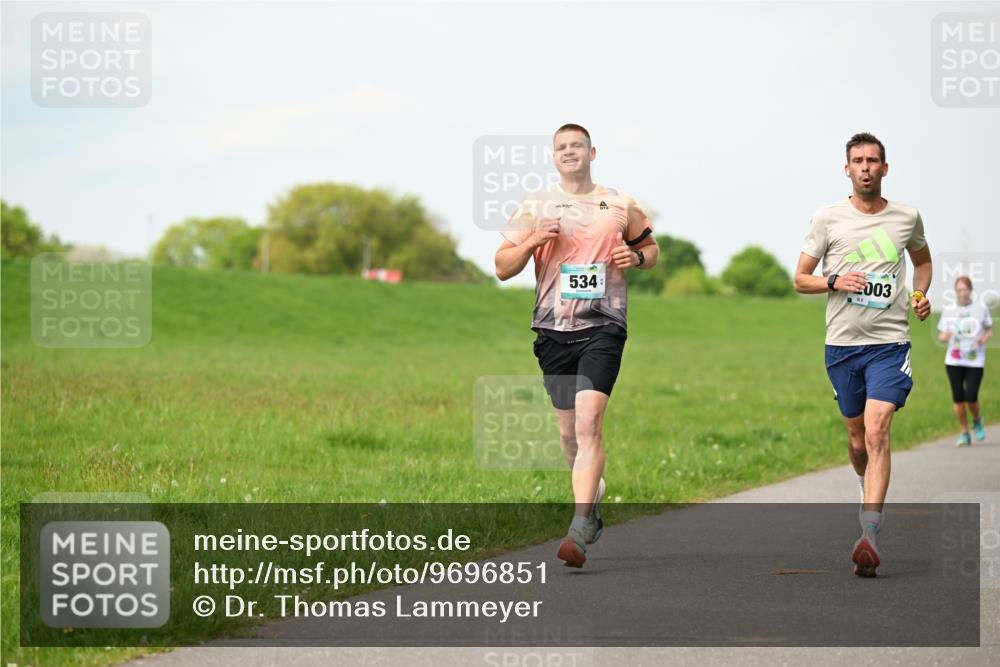 10.05.2026 - 8. Wedeler Halbmarathon Dr. Thomas Lammeyer http://msf.ph/oto/9696851 10.05.2026 11:26:57 Laufen 534, 003 meine-sportfotos.de