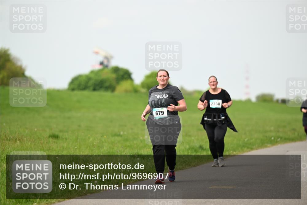 10.05.2026 - 8. Wedeler Halbmarathon Dr. Thomas Lammeyer http://msf.ph/oto/9696907 10.05.2026 11:27:08 Laufen 679, 2238 meine-sportfotos.de
