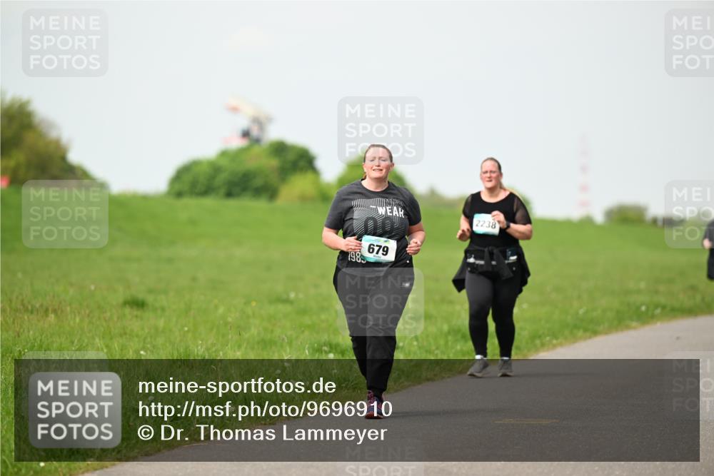 10.05.2026 - 8. Wedeler Halbmarathon Dr. Thomas Lammeyer http://msf.ph/oto/9696910 10.05.2026 11:27:09 Laufen 2238, 679, 1985 meine-sportfotos.de