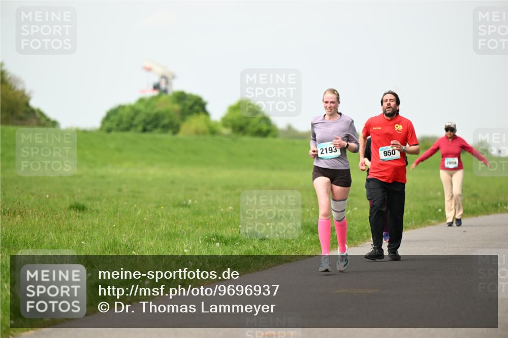 10.05.2026 - 8. Wedeler Halbmarathon Dr. Thomas Lammeyer http://msf.ph/oto/9696937 10.05.2026 11:27:19 Laufen 2193, 950, 2059 meine-sportfotos.de
