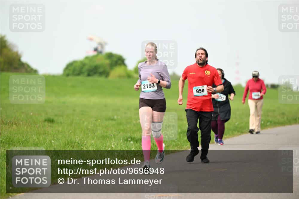 10.05.2026 - 8. Wedeler Halbmarathon Dr. Thomas Lammeyer http://msf.ph/oto/9696948 10.05.2026 11:27:20 Laufen 2193, 950, 3022 meine-sportfotos.de