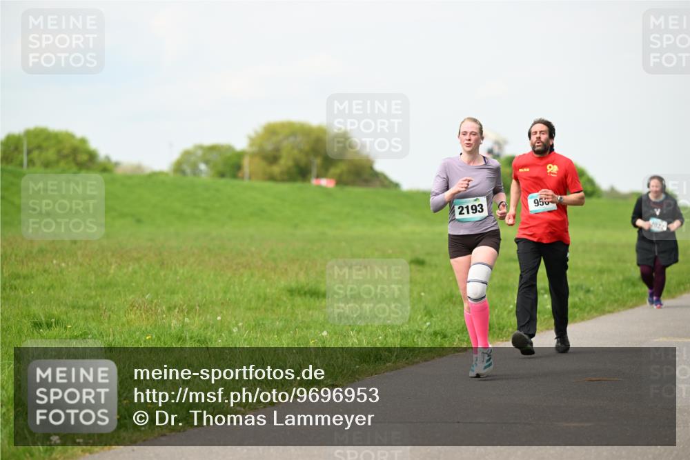 10.05.2026 - 8. Wedeler Halbmarathon Dr. Thomas Lammeyer http://msf.ph/oto/9696953 10.05.2026 11:27:22 Laufen 2193, 950 meine-sportfotos.de