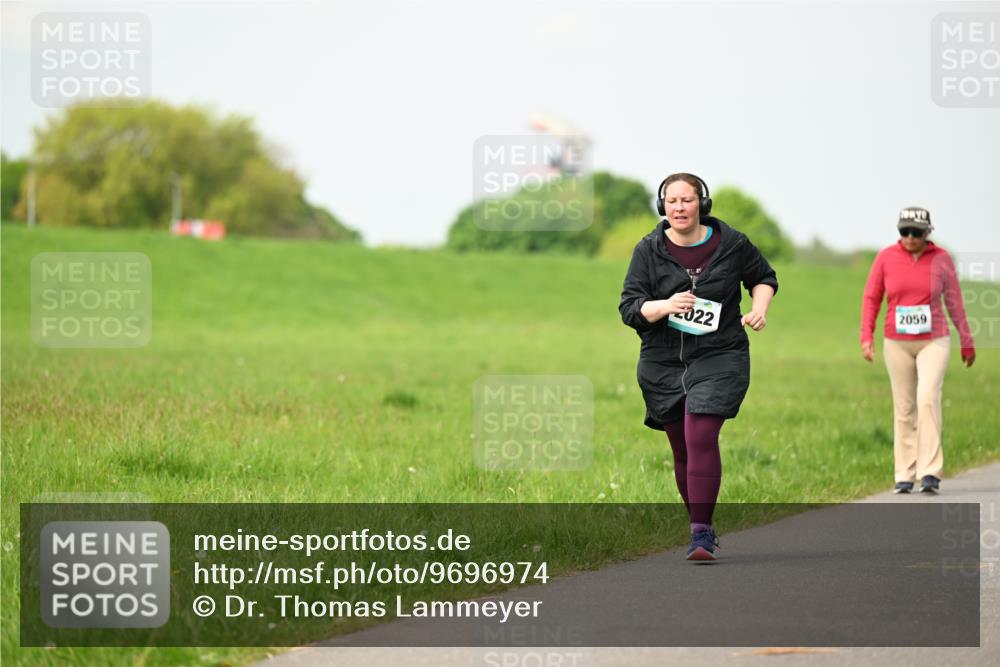 10.05.2026 - 8. Wedeler Halbmarathon Dr. Thomas Lammeyer http://msf.ph/oto/9696974 10.05.2026 11:27:26 Laufen 022, 2059 meine-sportfotos.de