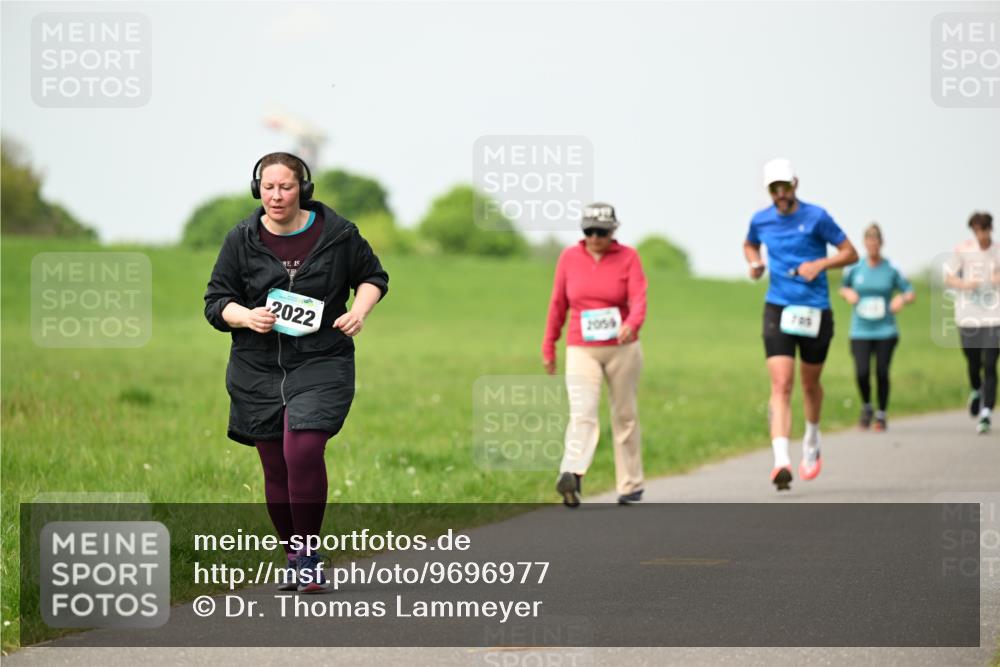 10.05.2026 - 8. Wedeler Halbmarathon Dr. Thomas Lammeyer http://msf.ph/oto/9696977 10.05.2026 11:27:28 Laufen 2022, 2059 meine-sportfotos.de