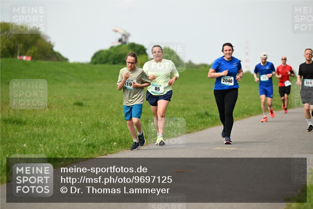 10.05.2026 - 8. Wedeler Halbmarathon Dr. Thomas Lammeyer http://msf.ph/oto/9697125 10.05.2026 11:28:06 Laufen 219, 2040, 814 meine-sportfotos.de