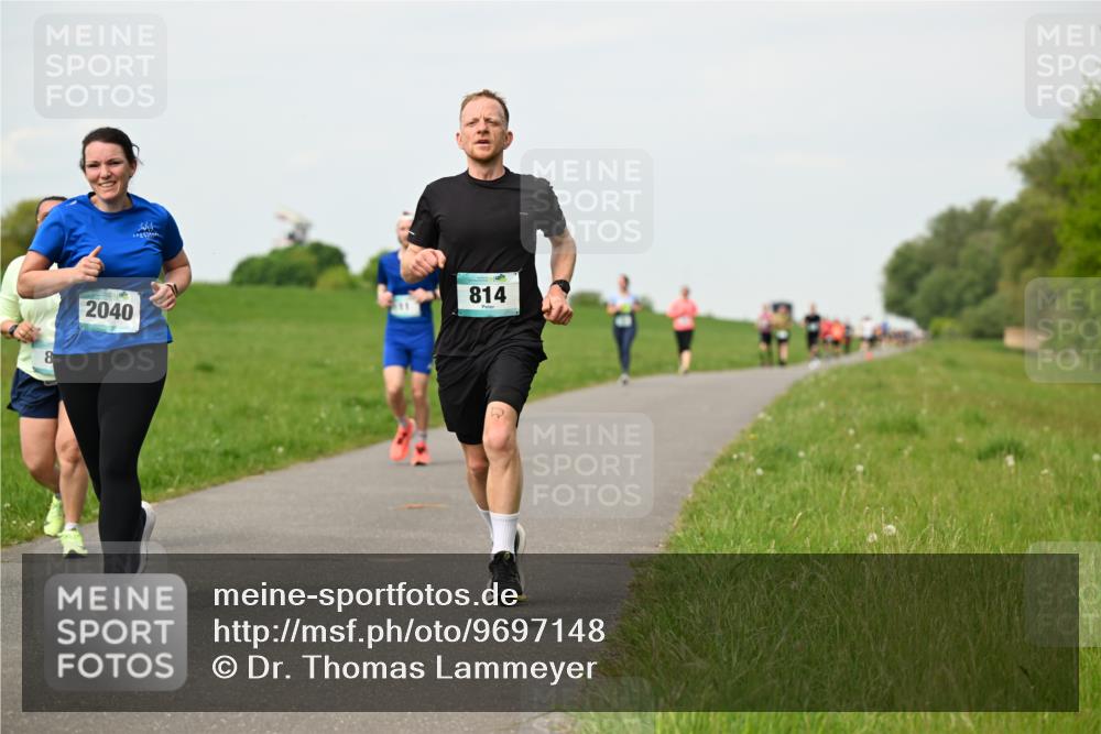 10.05.2026 - 8. Wedeler Halbmarathon Dr. Thomas Lammeyer http://msf.ph/oto/9697148 10.05.2026 11:28:11 Laufen 2040, 814 meine-sportfotos.de