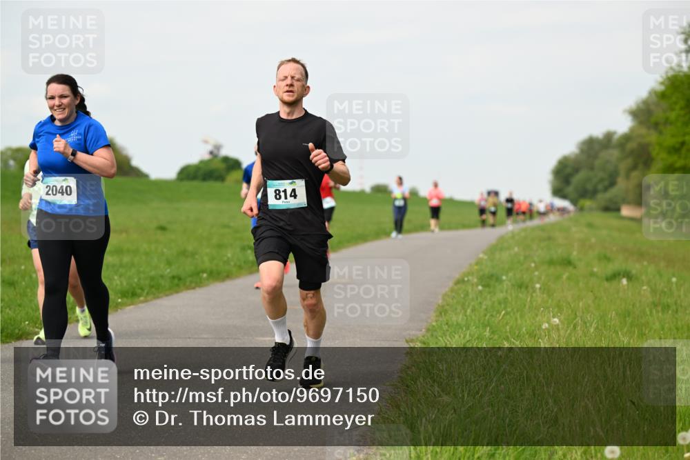 10.05.2026 - 8. Wedeler Halbmarathon Dr. Thomas Lammeyer http://msf.ph/oto/9697150 10.05.2026 11:28:11 Laufen 2040, 814 meine-sportfotos.de