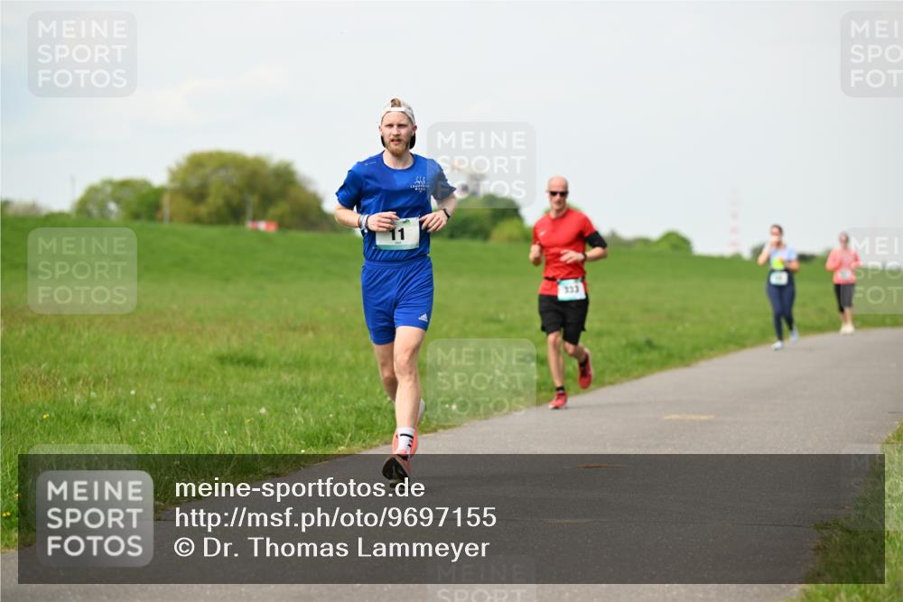 10.05.2026 - 8. Wedeler Halbmarathon Dr. Thomas Lammeyer http://msf.ph/oto/9697155 10.05.2026 11:28:13 Laufen 222 meine-sportfotos.de
