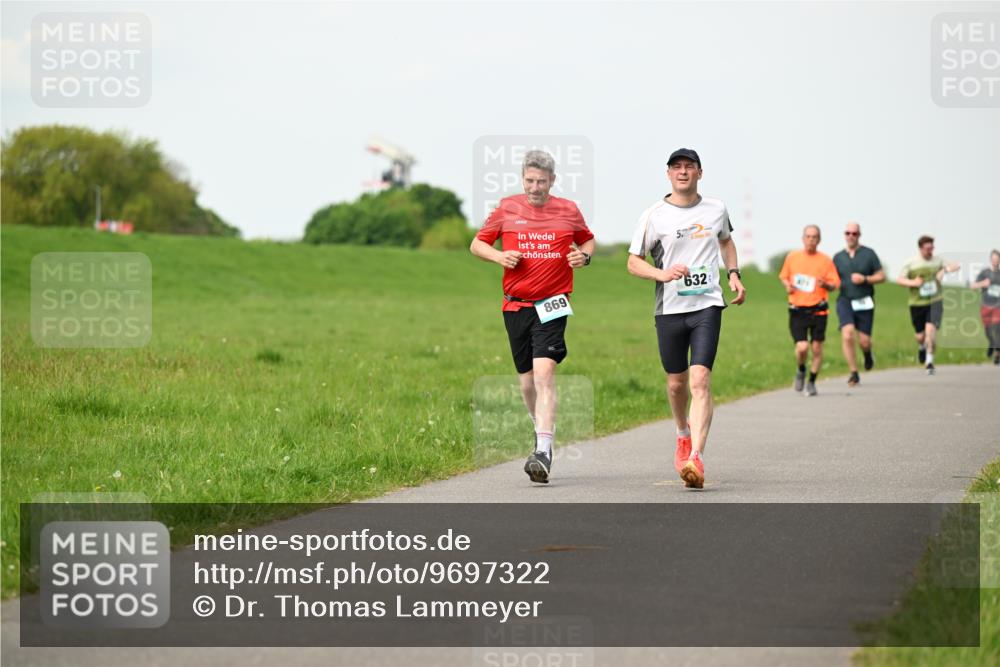 10.05.2026 - 8. Wedeler Halbmarathon Dr. Thomas Lammeyer http://msf.ph/oto/9697322 10.05.2026 11:28:43 Laufen 869, 632 meine-sportfotos.de