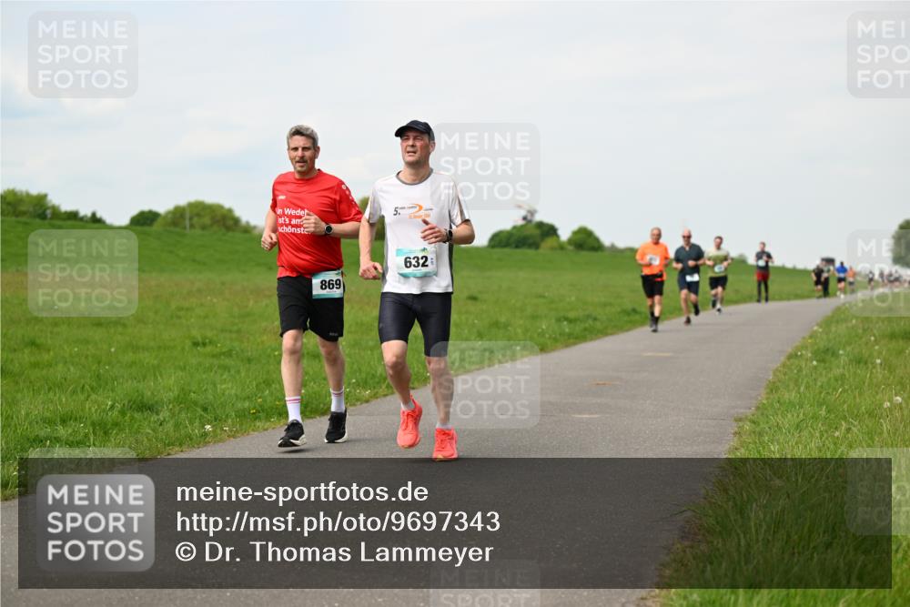 10.05.2026 - 8. Wedeler Halbmarathon Dr. Thomas Lammeyer http://msf.ph/oto/9697343 10.05.2026 11:28:47 Laufen 869, 632 meine-sportfotos.de
