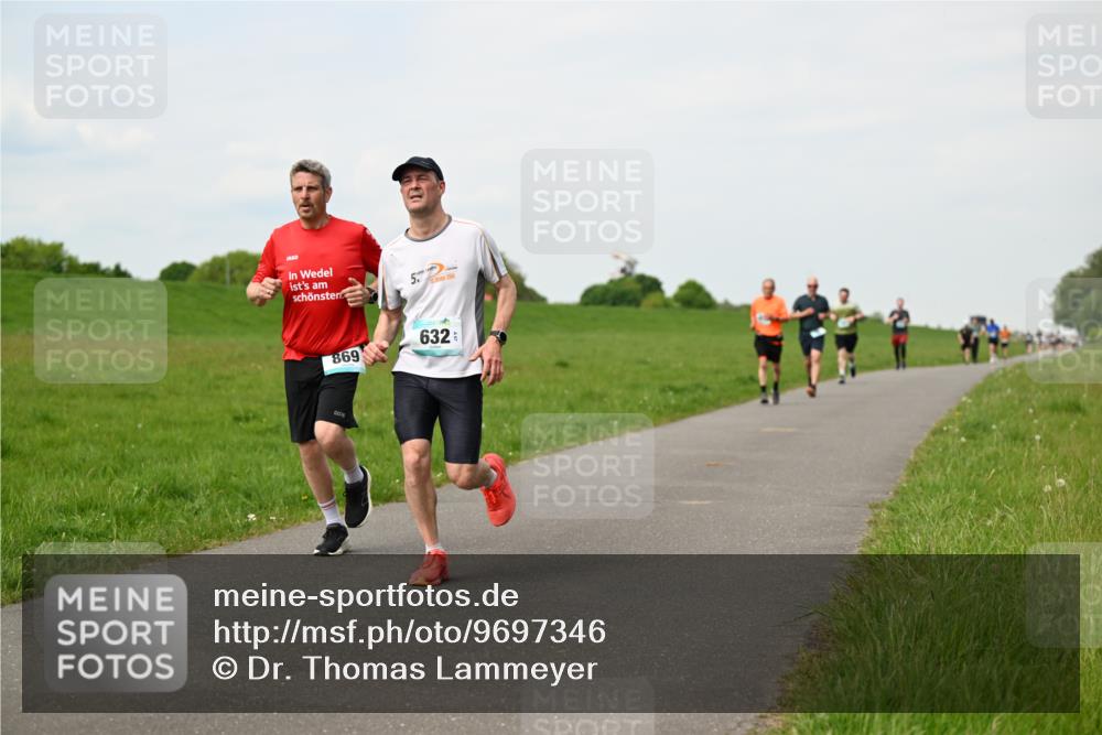 10.05.2026 - 8. Wedeler Halbmarathon Dr. Thomas Lammeyer http://msf.ph/oto/9697346 10.05.2026 11:28:47 Laufen 2004, 869, 632 meine-sportfotos.de