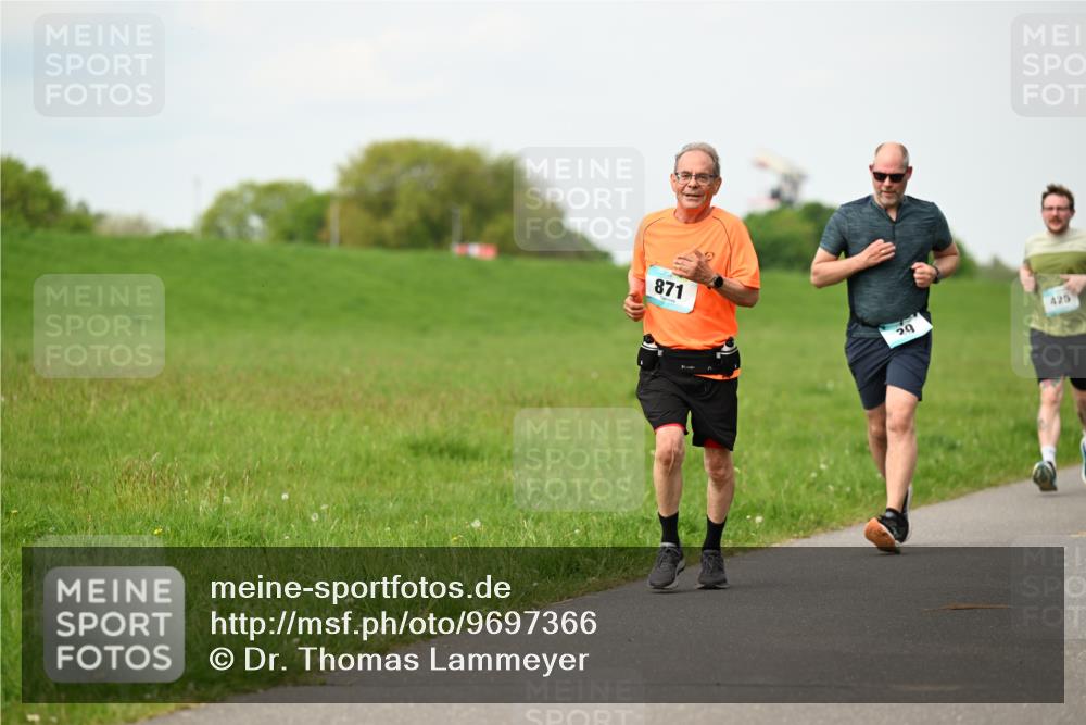 10.05.2026 - 8. Wedeler Halbmarathon Dr. Thomas Lammeyer http://msf.ph/oto/9697366 10.05.2026 11:28:51 Laufen 871, 425 meine-sportfotos.de