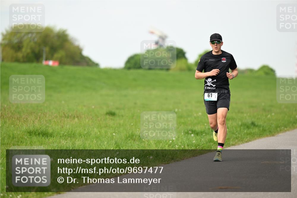 10.05.2026 - 8. Wedeler Halbmarathon Dr. Thomas Lammeyer http://msf.ph/oto/9697477 10.05.2026 11:29:24 Laufen  meine-sportfotos.de