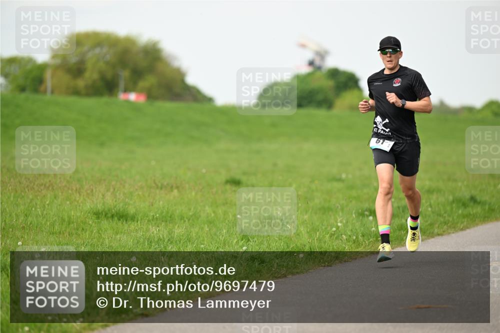 10.05.2026 - 8. Wedeler Halbmarathon Dr. Thomas Lammeyer http://msf.ph/oto/9697479 10.05.2026 11:29:24 Laufen  meine-sportfotos.de