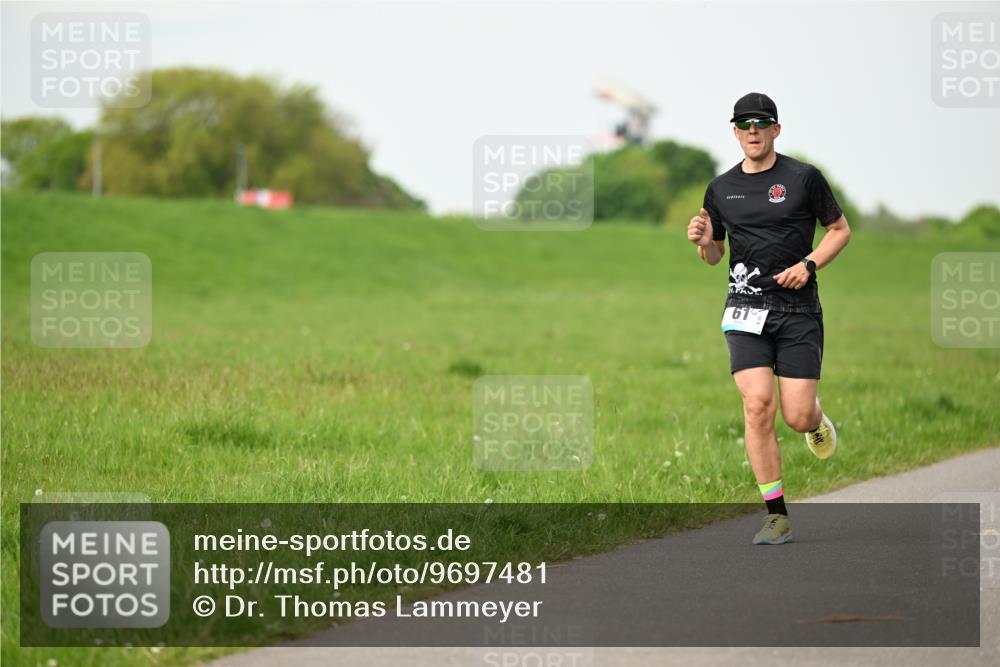 10.05.2026 - 8. Wedeler Halbmarathon Dr. Thomas Lammeyer http://msf.ph/oto/9697481 10.05.2026 11:29:24 Laufen 610 meine-sportfotos.de