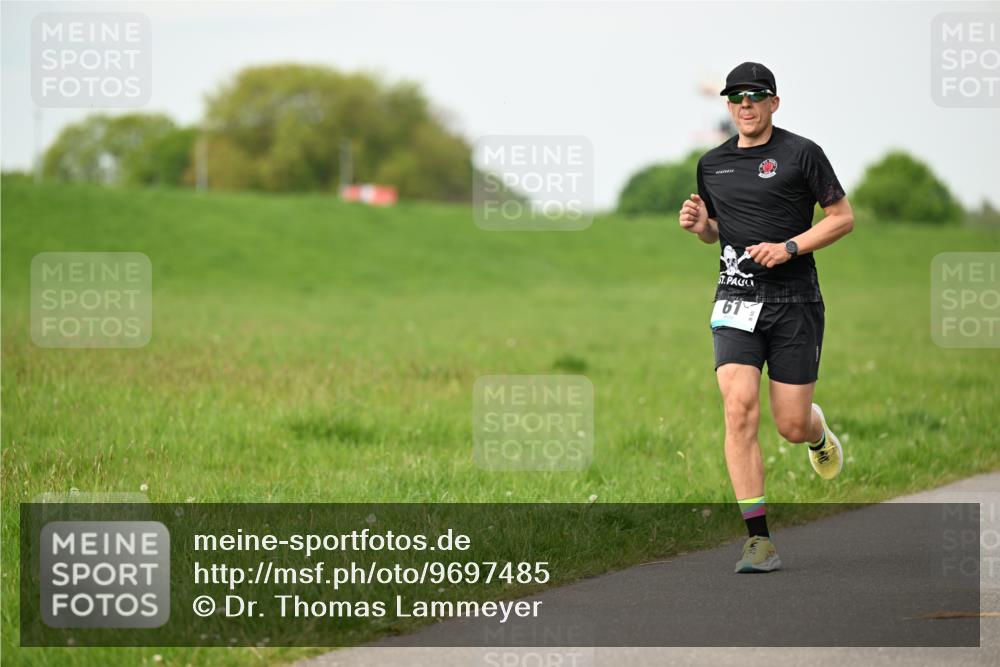 10.05.2026 - 8. Wedeler Halbmarathon Dr. Thomas Lammeyer http://msf.ph/oto/9697485 10.05.2026 11:29:25 Laufen  meine-sportfotos.de