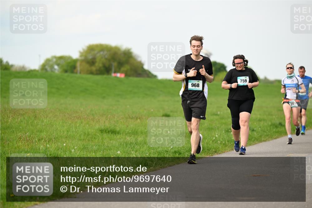 10.05.2026 - 8. Wedeler Halbmarathon Dr. Thomas Lammeyer http://msf.ph/oto/9697640 10.05.2026 11:30:01 Laufen 759, 968, 2017 meine-sportfotos.de