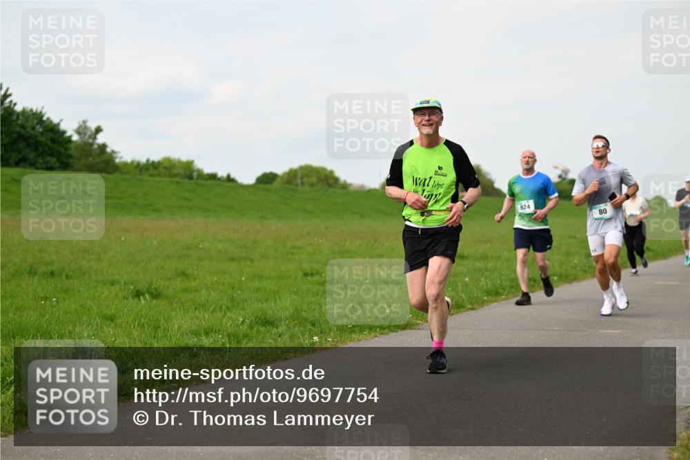 10.05.2026 - 8. Wedeler Halbmarathon Dr. Thomas Lammeyer http://msf.ph/oto/9697754 10.05.2026 11:30:24 Laufen 924 meine-sportfotos.de