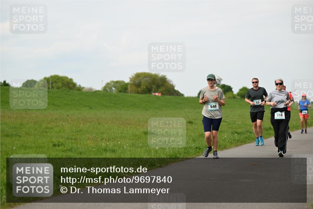 10.05.2026 - 8. Wedeler Halbmarathon Dr. Thomas Lammeyer http://msf.ph/oto/9697840 10.05.2026 11:30:44 Laufen 540, 310, 2196 meine-sportfotos.de