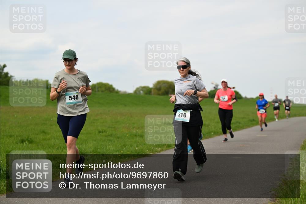 10.05.2026 - 8. Wedeler Halbmarathon Dr. Thomas Lammeyer http://msf.ph/oto/9697860 10.05.2026 11:30:48 Laufen 540, 310 meine-sportfotos.de