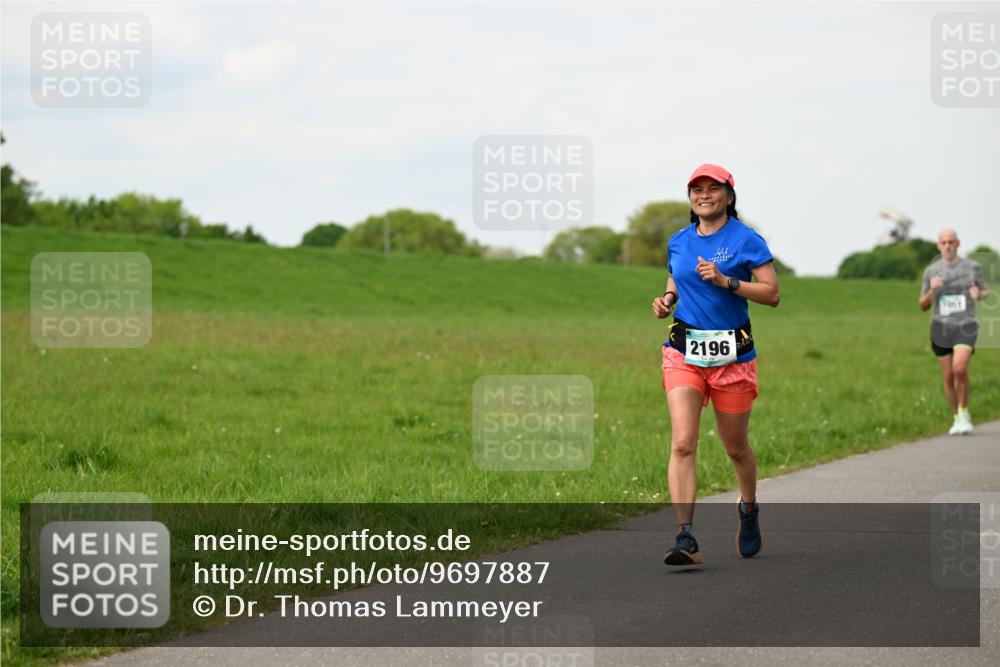 10.05.2026 - 8. Wedeler Halbmarathon Dr. Thomas Lammeyer http://msf.ph/oto/9697887 10.05.2026 11:30:53 Laufen 2196 meine-sportfotos.de