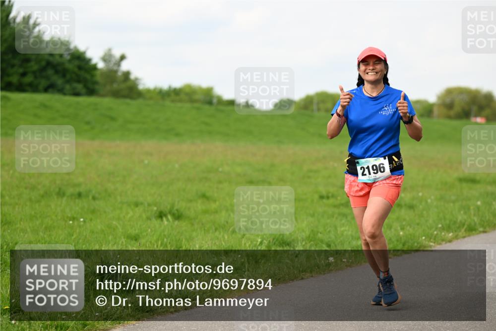 10.05.2026 - 8. Wedeler Halbmarathon Dr. Thomas Lammeyer http://msf.ph/oto/9697894 10.05.2026 11:30:54 Laufen 2196 meine-sportfotos.de