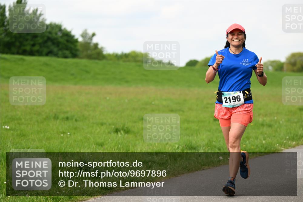 10.05.2026 - 8. Wedeler Halbmarathon Dr. Thomas Lammeyer http://msf.ph/oto/9697896 10.05.2026 11:30:54 Laufen 2196 meine-sportfotos.de