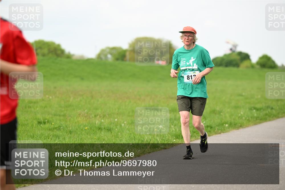 10.05.2026 - 8. Wedeler Halbmarathon Dr. Thomas Lammeyer http://msf.ph/oto/9697980 10.05.2026 11:31:18 Laufen 2019, 812 meine-sportfotos.de