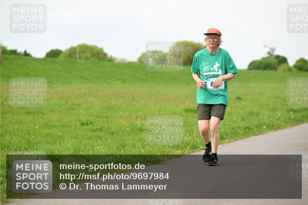 10.05.2026 - 8. Wedeler Halbmarathon Dr. Thomas Lammeyer http://msf.ph/oto/9697984 10.05.2026 11:31:19 Laufen 2019 meine-sportfotos.de