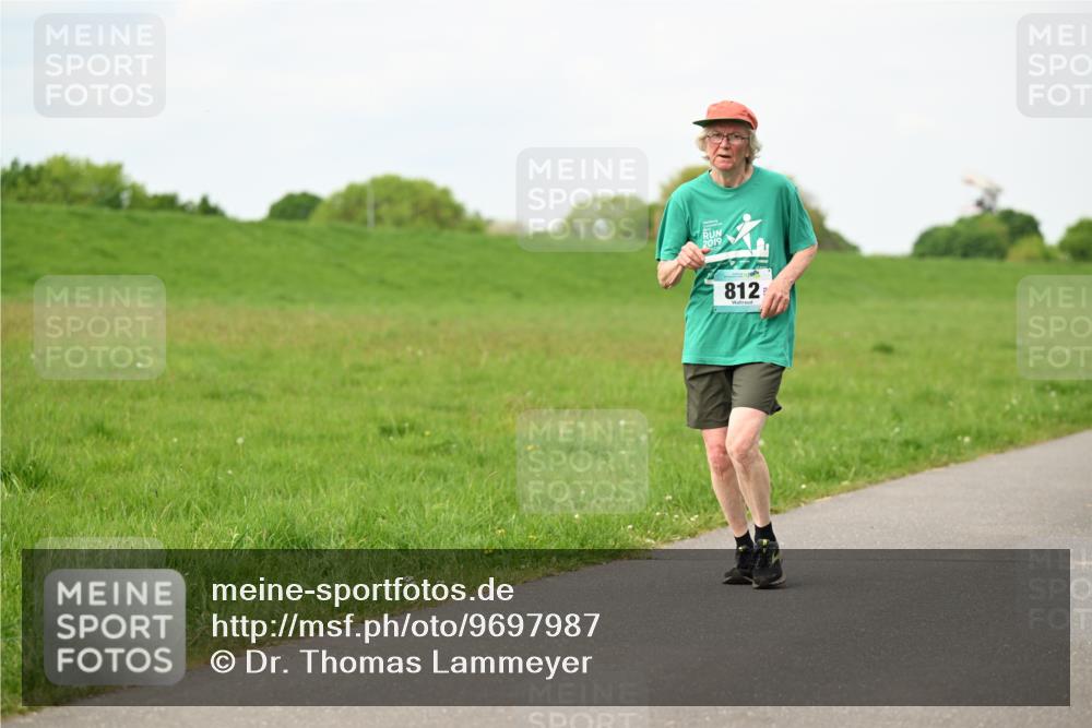 10.05.2026 - 8. Wedeler Halbmarathon Dr. Thomas Lammeyer http://msf.ph/oto/9697987 10.05.2026 11:31:19 Laufen 2019, 812 meine-sportfotos.de
